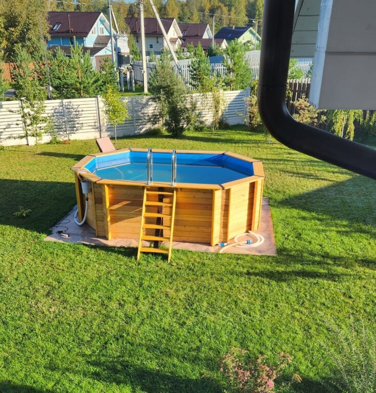 Деревянный сборный бассейн "Иркут" 400 х 250 х 115 см от Кристалл глубиной 115 см, овальный морозоустойчивый