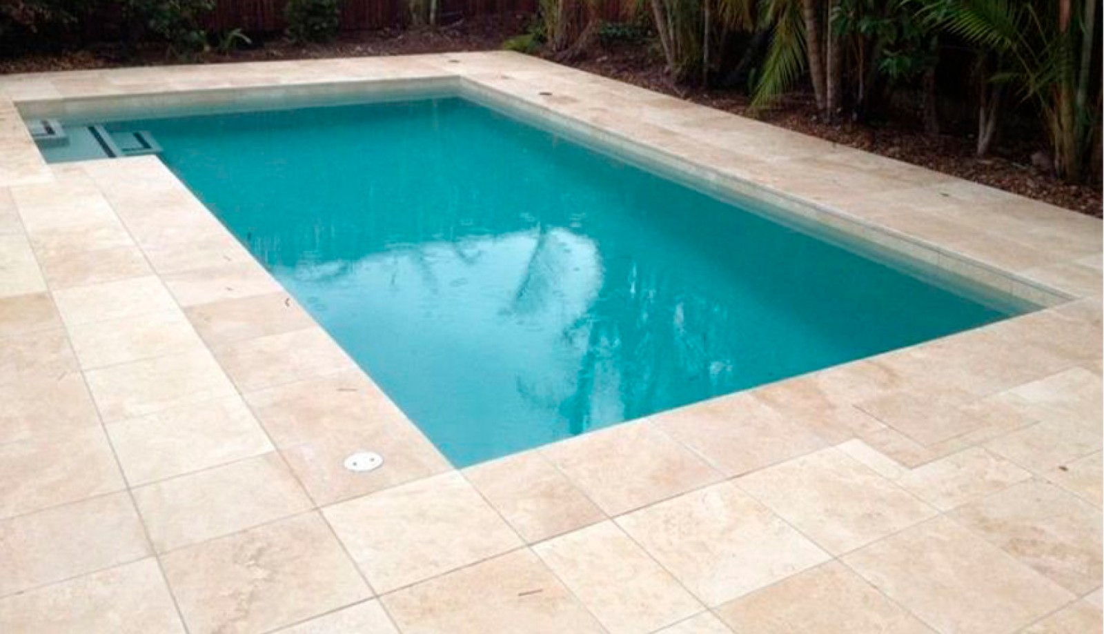 Копинговый камень для бассейна